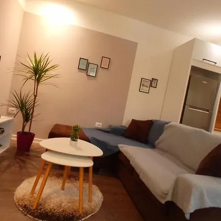 Tirana Apartment Garda Exterior photo
